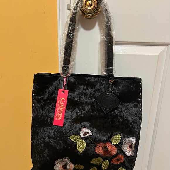 Catherine Malandrino Handbags - Catherine Malandrino Black Velvet Floral Tote